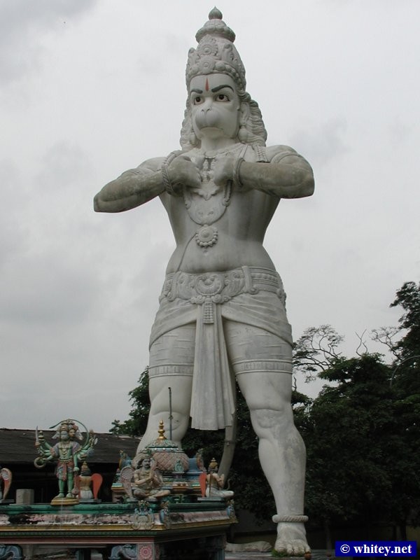 Hanuman statue outside the Batu Caves, 쿠알라룸푸르, 말레이시아.